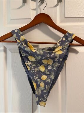 Abercrombie & Fitch Lemon Print Bikini Bottoms - Navy & Yellow